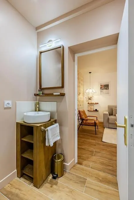 Lovely Flat-4 Pers-Sacre Coeur-Montmartre Paris 0*,
