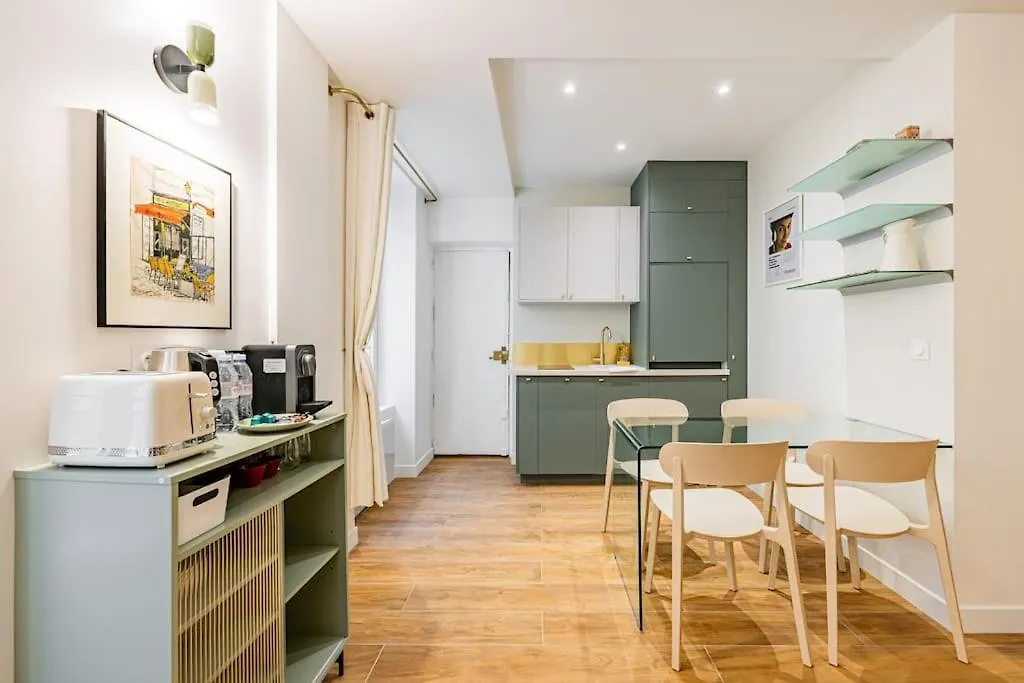 Lovely Flat-4 Pers-Sacre Coeur-Montmartre Paris France